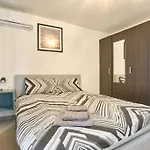 Apartamento Urban Front - Walking Distance From Paceville And St George Bay Is-Swieqi