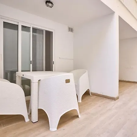 Apartmán Urban Front - Walking Distance From Paceville And St George Bay Is-Swieqi